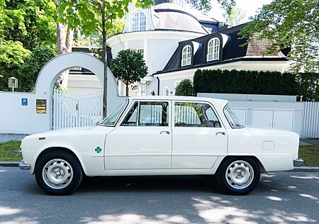 Alfa Romeo Giulia 1300ti EZ 1965 Top Zustand! H Zulassung