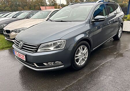 VW Passat Variant Volkswagen Highline BlueMotion/Panorama Dach