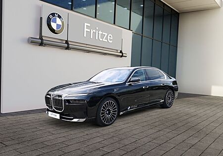 BMW 740 d xDrive HUD Luftfederung Leder Panorama