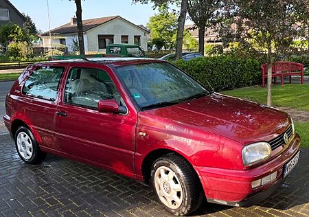 VW Golf Volkswagen 3 Joker 1,4L 2.Hand 89tkm ESSD History