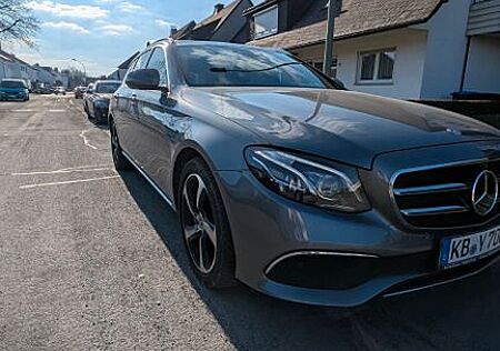 Mercedes-Benz E 300 d T Autom. -