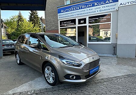 Ford S-Max Titanium, Erst 27Tkm,7-Sitzer,