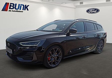 Ford Focus ST 2.3L / Head-up-Display / Panoramadach