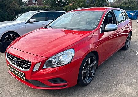 Volvo V60 Kombi R-Design