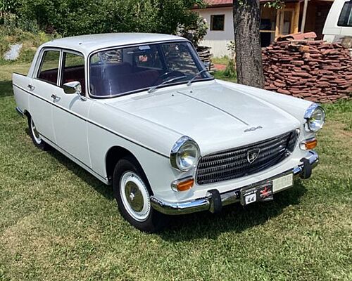 Peugeot 404
