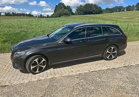 Mercedes-Benz C 300 DE T 9G-TRONIC AVANTGARDE NAVI LED ACC HUD