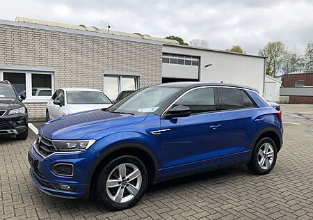 VW T-Roc Volkswagen 1.5 TSI Sport DSG Active INfo CarPlay Kam