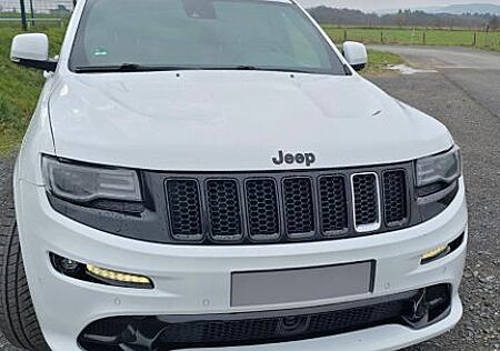 Jeep Grand Cherokee SRT 8 6.4l Capristo