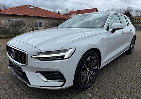 Volvo V60 T6 AWD PLUG-IN INSCRIPTION AHK SHD LED 360°