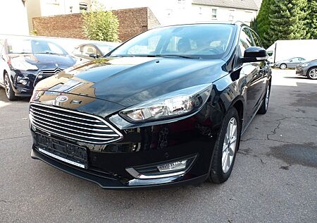 Ford Focus Turnier Titanium, Scheckheft,