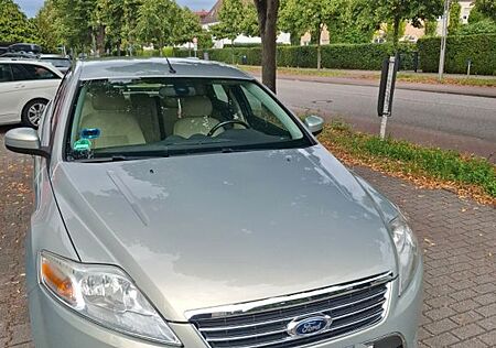 Ford Mondeo 2,3 Ghia 6-tronic Ghia