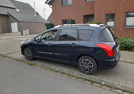 Peugeot 308 SW 7 Sitzer