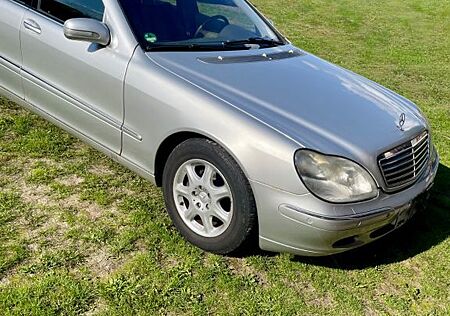 Mercedes-Benz S 430 -