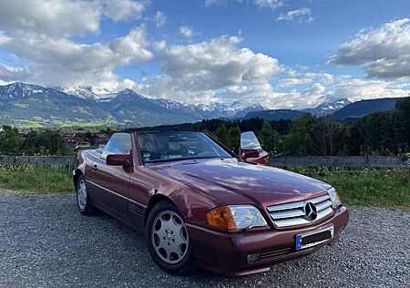 Mercedes-Benz SL 300 + Tüv neu bis April 28+H-Zulassung