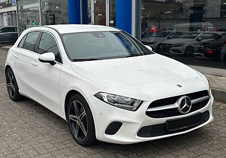 Mercedes-Benz A 220 AMG Optik * Widescreen * Kamera* Leder *