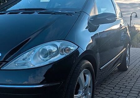 Mercedes-Benz A 170 gebraucht kaufen Mercedes-Benz A 170 Avantgarde NAVI BLUETOOTH KLIMA PANO SHZ