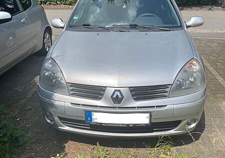 Renault Clio 1.2 16V Authentique Authentique