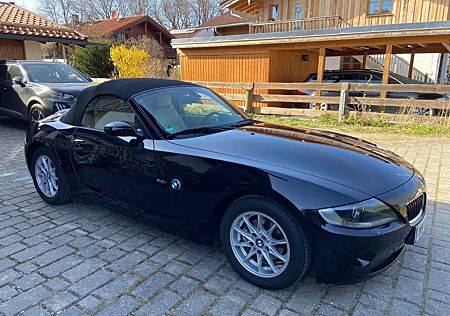 BMW Z4 2.0i - gepflegt, wenig km, TÜV/Service neu
