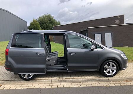 VW Sharan Volkswagen 2,0TDI Highline BMT DSG+Leder+Panorama