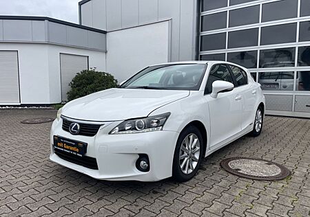 Lexus CT 200h