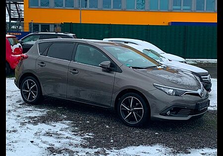 Toyota Auris Edition-S+