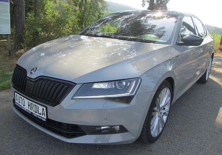 Skoda Superb Sportline 4x4 206kw Canton Alcantara