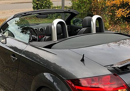 Audi TT Cabrio S-Line Scheckheft