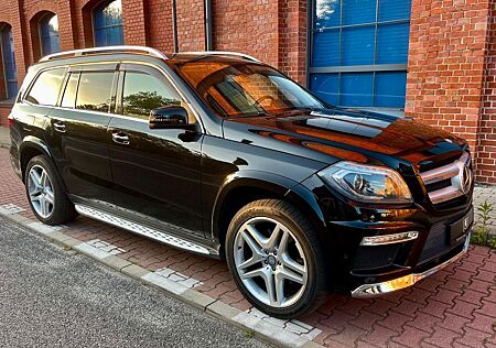 Mercedes-Benz GL 500 AMG/Massage/Distr./7-Sitzer/Bestzustand