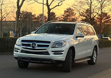 Mercedes-Benz GL 500 4MATIC -