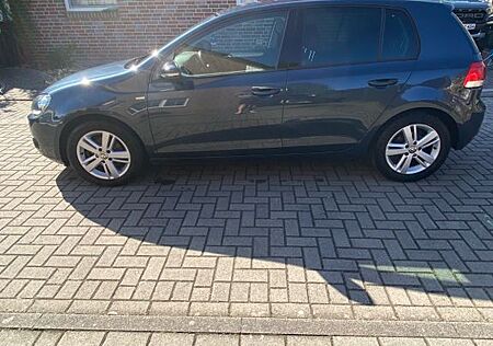 VW Golf Volkswagen 1.2 TSI 63 kW MATCH MATCH