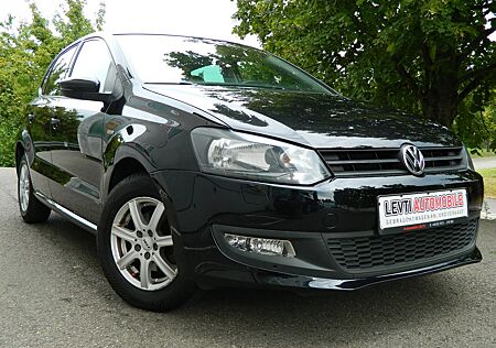 VW Polo Volkswagen V Life