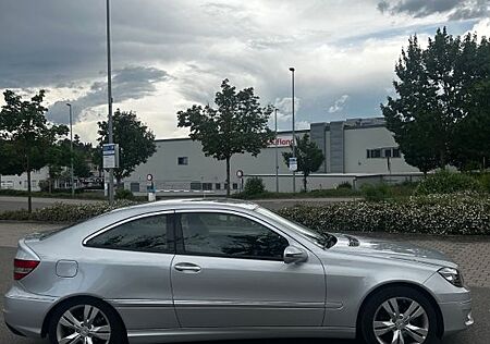 Mercedes-Benz CLC 180 KOMPRESSOR -