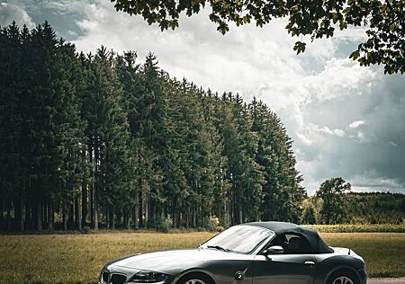 BMW Z4 2.2i -