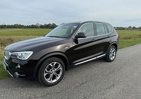 BMW X3 xDrive 2.0 X-Line Aut. Pro-Nav AHK Leder Kame