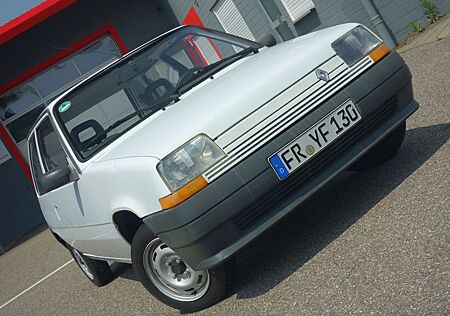 Renault R 5 im Sammlerzustand aus pfleglichem Vorbesitz