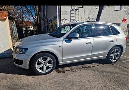 Audi Q5 2.0 TFSI tiptronic quattro -