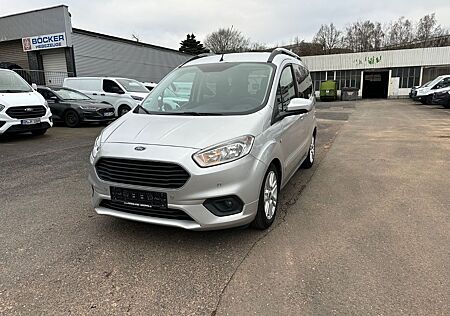Ford Tourneo Courier Titanium