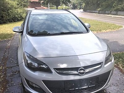 Opel Astra J Sport TEXT  UNTEN LESEN
