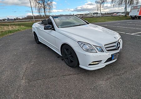 Mercedes-Benz E 200 Cabriolet -