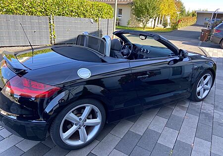 Audi TT Roadster 2.0 TFSI S tronic -wenig gelaufen
