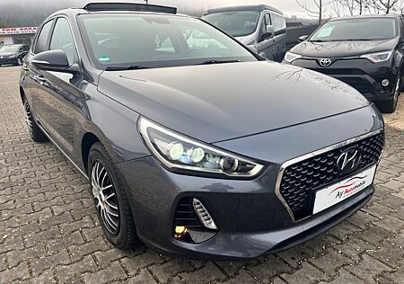 Hyundai i30 Intro *PANO*NAVI*KAMERA*ACC*XENON*Klimatr.*