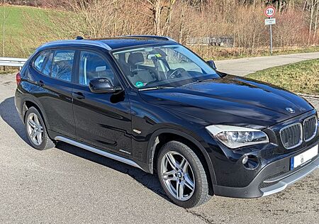 BMW X1 xDrive18d AHK Pano Xenon Navi Prof