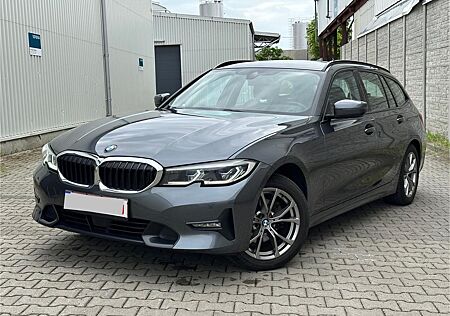 BMW 320 d Sport Line HUD LASERA AMBIENTE SzH