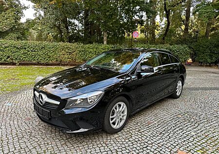 Mercedes-Benz CLA 180 Shooting Brake CLA 180 d Shooting Brake Aut. PDC TOP ZUSTAND!