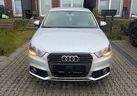 Audi A1 1.6 TDI S line Sportback S line