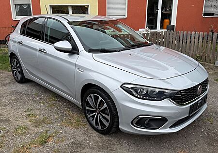 Fiat Tipo 1.6 MultiJet LOUNGE LOUNGE
