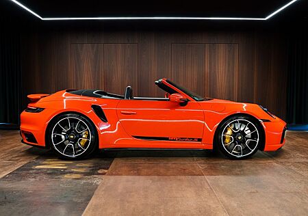 Porsche 992 gebraucht kaufen Porsche 992 - Turbo S - LAVA ORANGE - See pictures