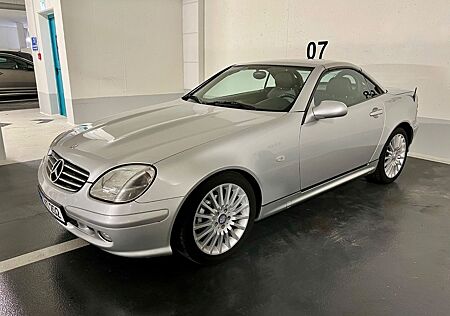 Mercedes-Benz SLK 200