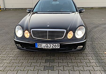 Mercedes-Benz E 240 T AVANTGARDE Avantgarde volleder AMG