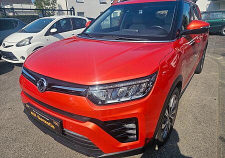 SsangYong Tivoli 1.5 T Navi Leder Kamera Sitzheizung Sitzb